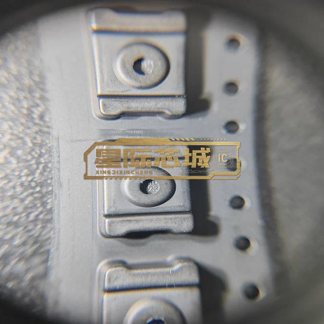MAX3221CDBR