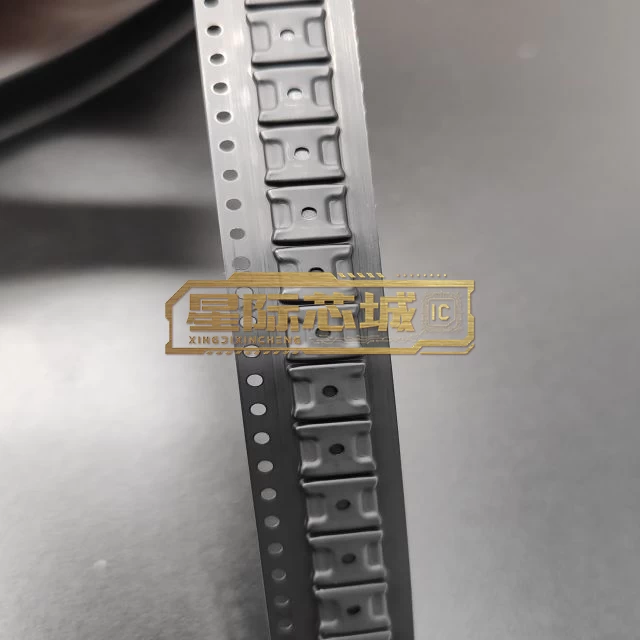 LPC824M201JDH20J