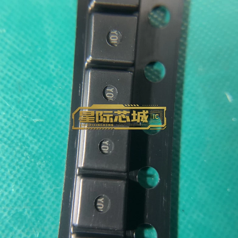 MIC5235-5.0YM5-TR