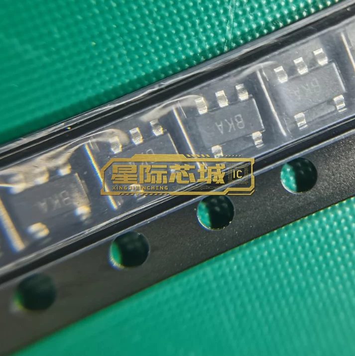 ADI AD8615AUJZ-REEL7